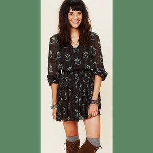 🎉 Host Pick! Free People Wild Horses Smocked Waist black Mini Dress size small